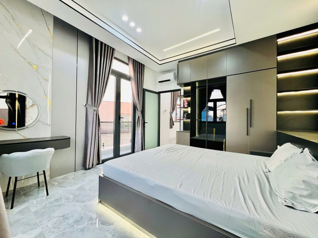 Nhà Trệt Lầu Góc 2 Mặt Tiền - Hẻm 115 Đường CMT8, Bình Thủy, Cần Thơ