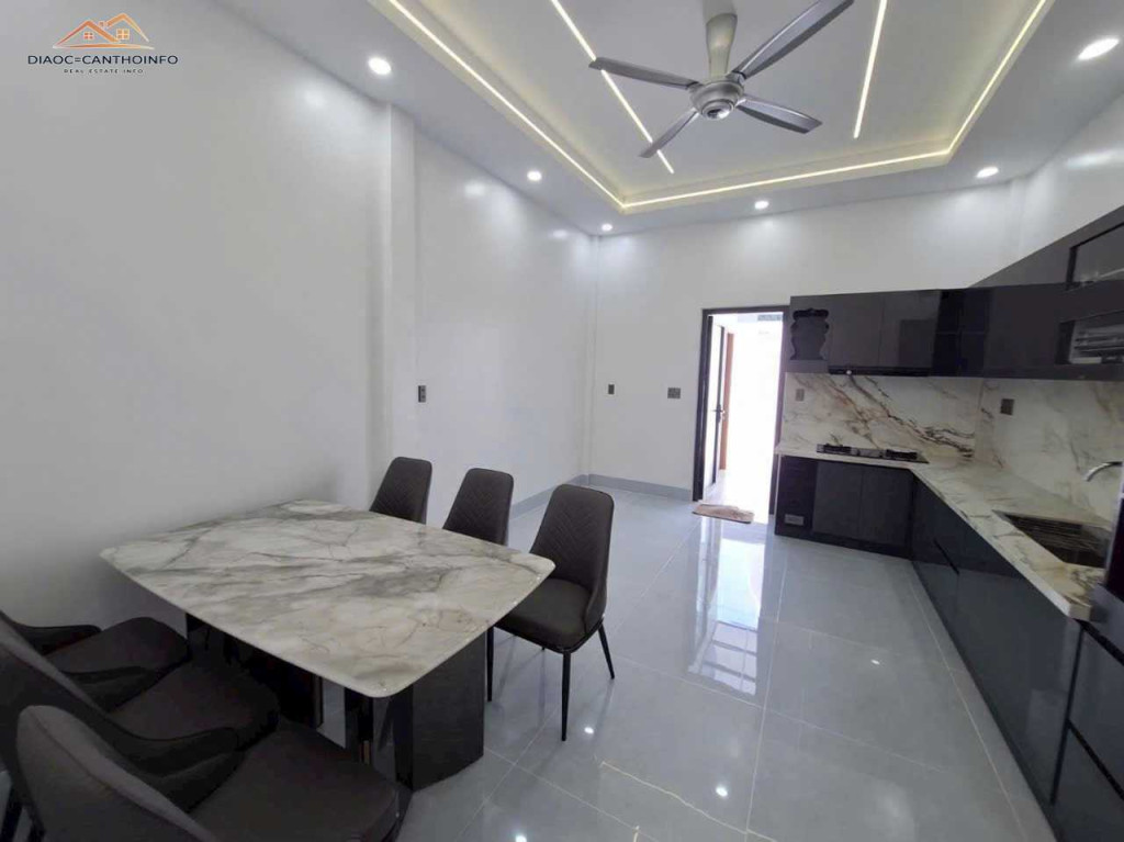 Bán Nhà Mặt Tiền Số 15 Đường Trần Văn Nghiêm, P. Bình Thủy, Cần Thơ